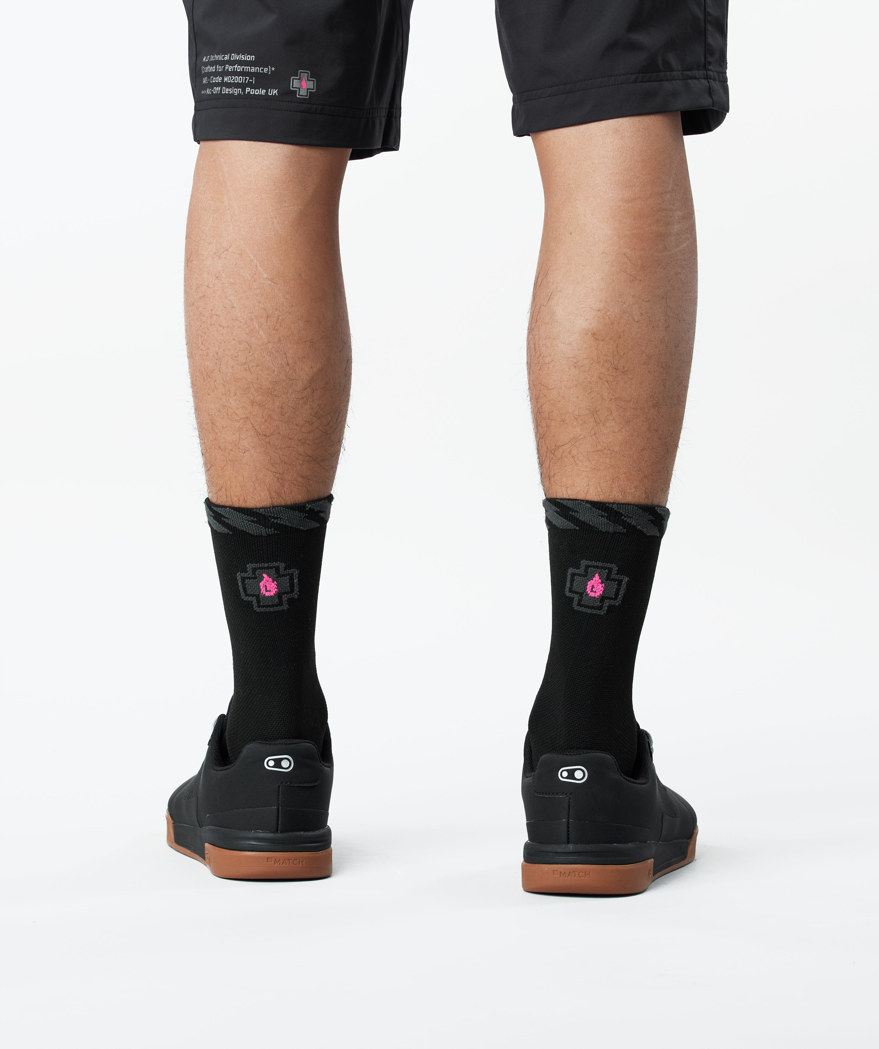 muc-off-technical-riders-fahrradsocken-schwarz-schnell-trocknend image 2