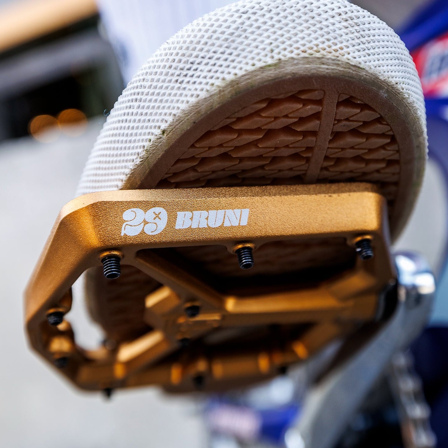 crankbrothers-stamp-7-large-loic-bruni-plattformpedale-bronze image 6