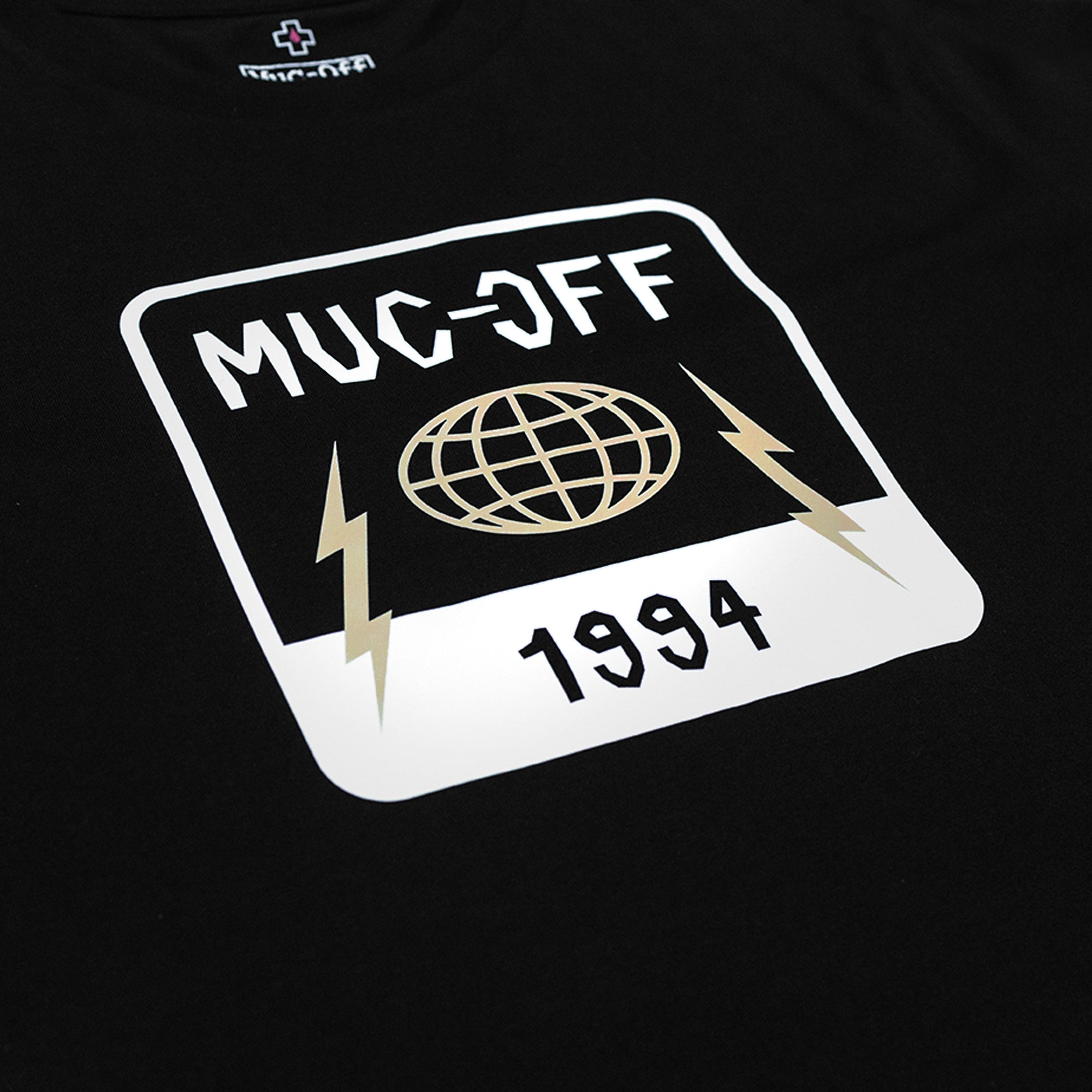 muc-off-globe-1994-t-shirt-schwarz-l-aus-bio-baumwolle image 3