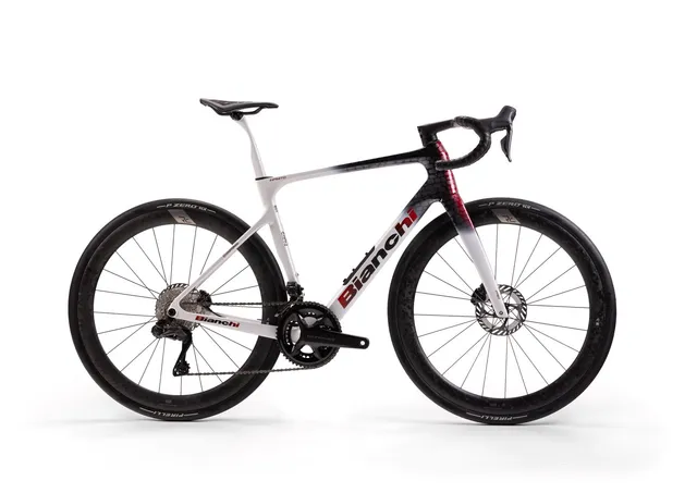 bianchi-infinito-pro-paris-roubaix-rahmenset-carbon-disc-40mm image 1