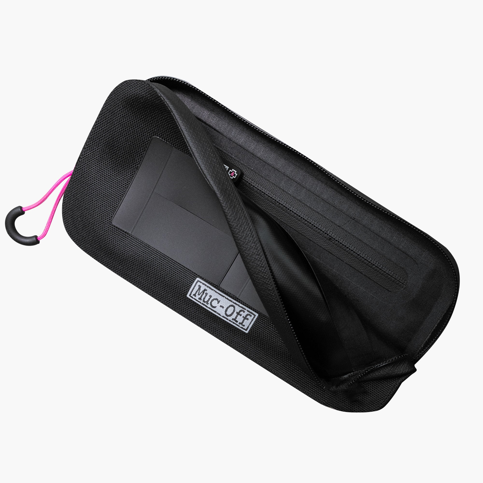 muc-off-bicycle-care-essentials-case-black-wasserdichte-tasche image 4