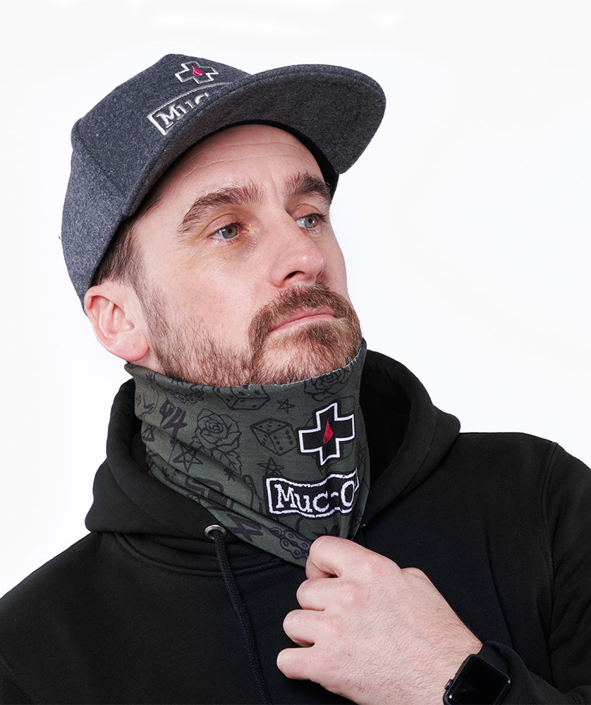 muc-off-lightweight-neck-gaiter-green-punk-halstuch image 2