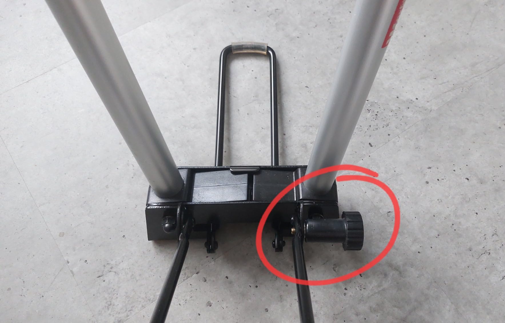 Rad steht mittig