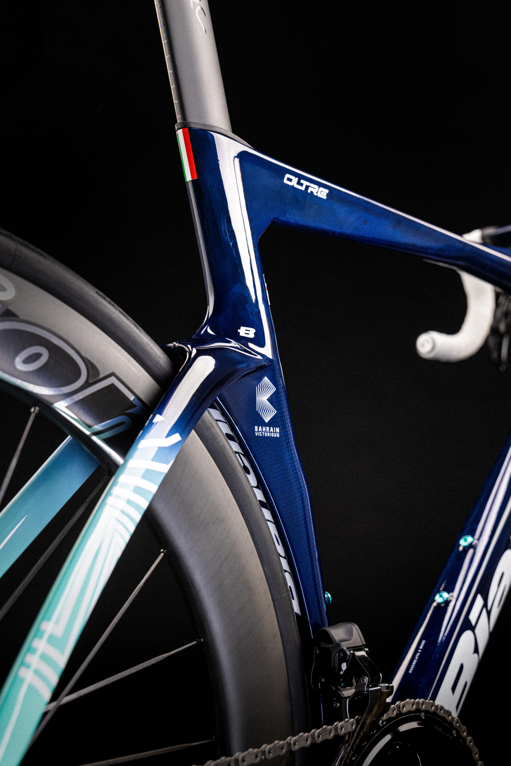 bianchi-oltre-rc-team-replica-2026-rennrad-rahmenset-carbon image 5